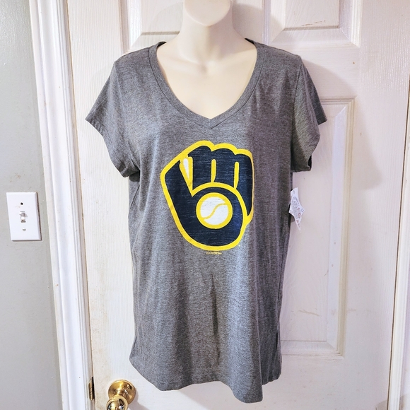 NWT! Milwaukee Brewers T-shirt XLarge - Picture 1 of 6